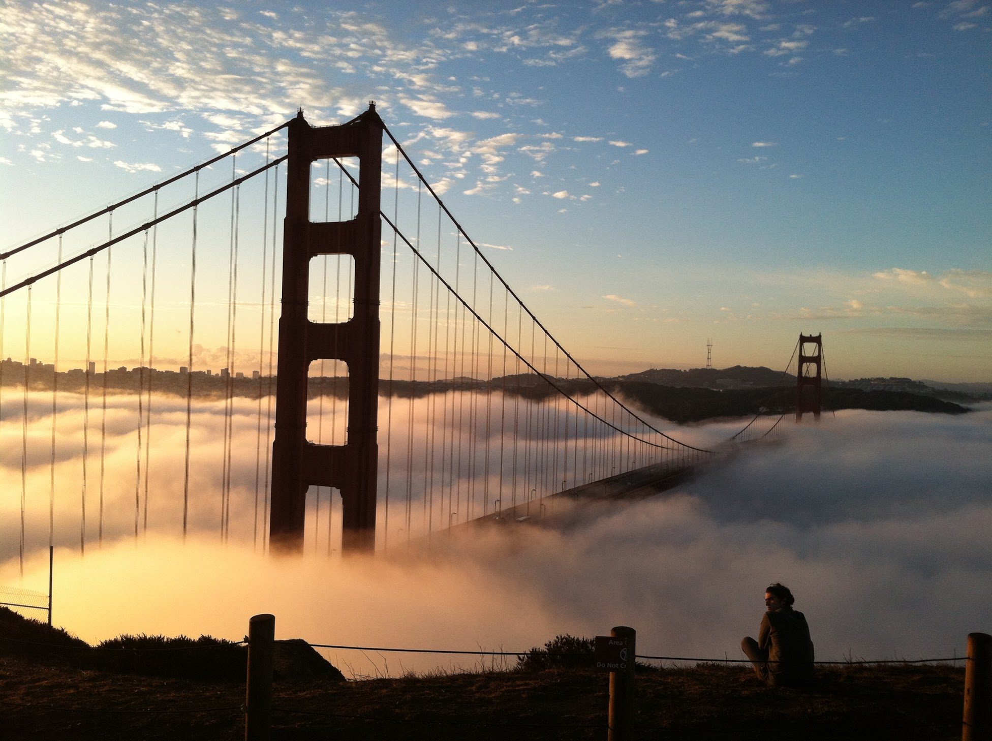 Beneath the Borealis, Building, 02-10-20, California, Golden Gate Bridge